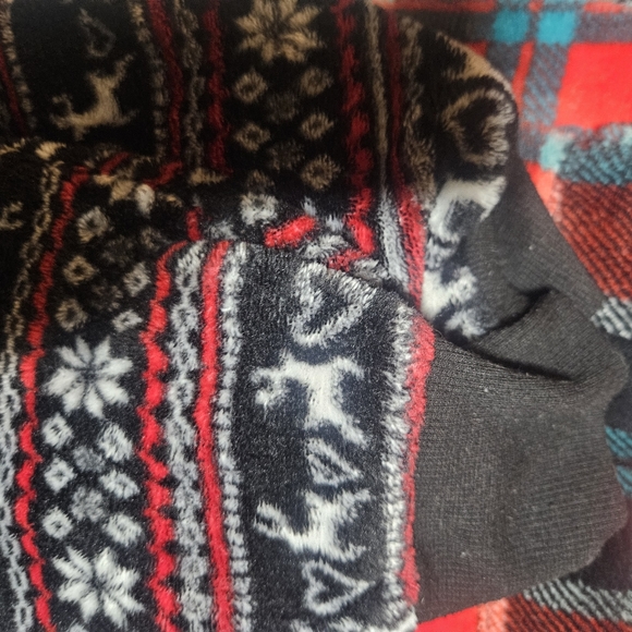 Lot of 4 pairs of pajama pants. - Picture 4 of 8